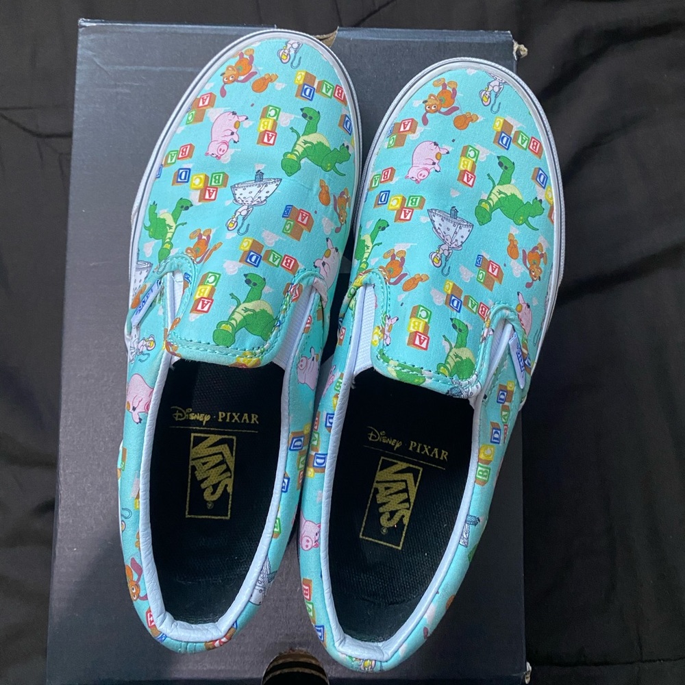 Toy story vans 🌅